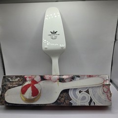 Christopher Stuart Bone China Royal Cake Server Y1010/711 in Origi Box Gold Trim