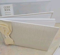 CR Gibson Wedding Guest Book Space for 600 Entries Ivory With Bow NEW White