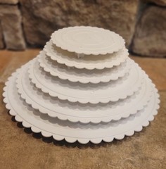 Wilton Circles of Strength 6 pc tier Cake Separator Plates Scalloped 6 – 14″