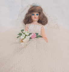 VINTAGE HAND MADE TULLE BRIDE PILLOW CENTERPIECE BRIDAL SHOWER