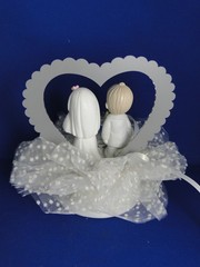 New Precious Moments Bride and Groom Wedding Cake Top / open Heart Mirror #367