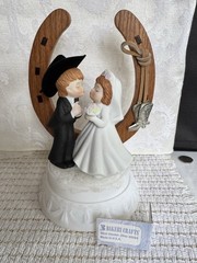 Western Wedding Cake Topper Groom In Cowboy Hat Bride w Lucky Horseshoe