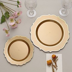 20 GOLD 8″ Round Plastic Dinner Plates GOLD Scalloped Rim Events Wedding