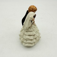 Lefton Porcelain Bride and Groom Wedding Cake Topper Figurine Romantic