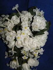New Sullivan Inc. Snow White French Rose/Stephanotis Silk Flowers Bridal Bouquet