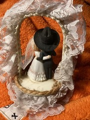 Vintage Coast Novelty MFG Co. Cowboy Bride And Groom Cake topper 9”