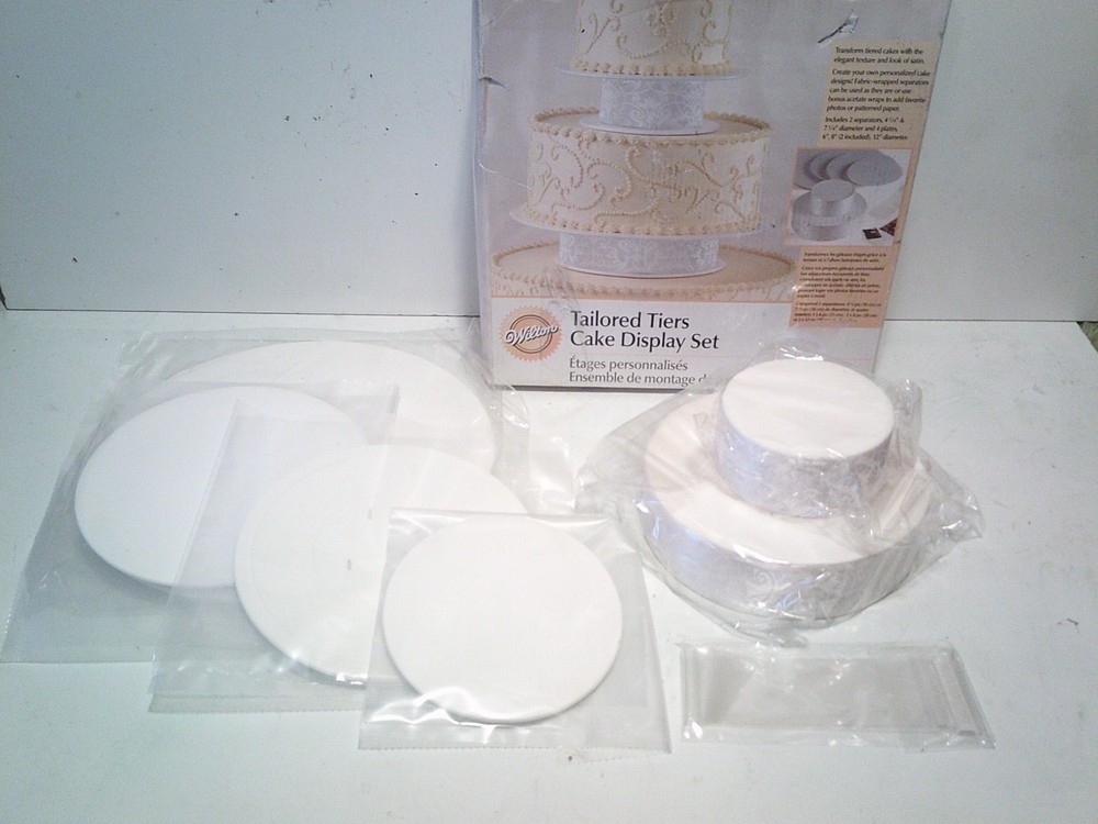 New In Worn Box Wilton Tailored Tiers Cake Display Set FREE SHIPPING