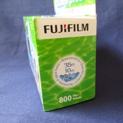 Fujifilm Quick Snap Waterproof 800 35mm Disposable Camera Use One Time Ex 07/25