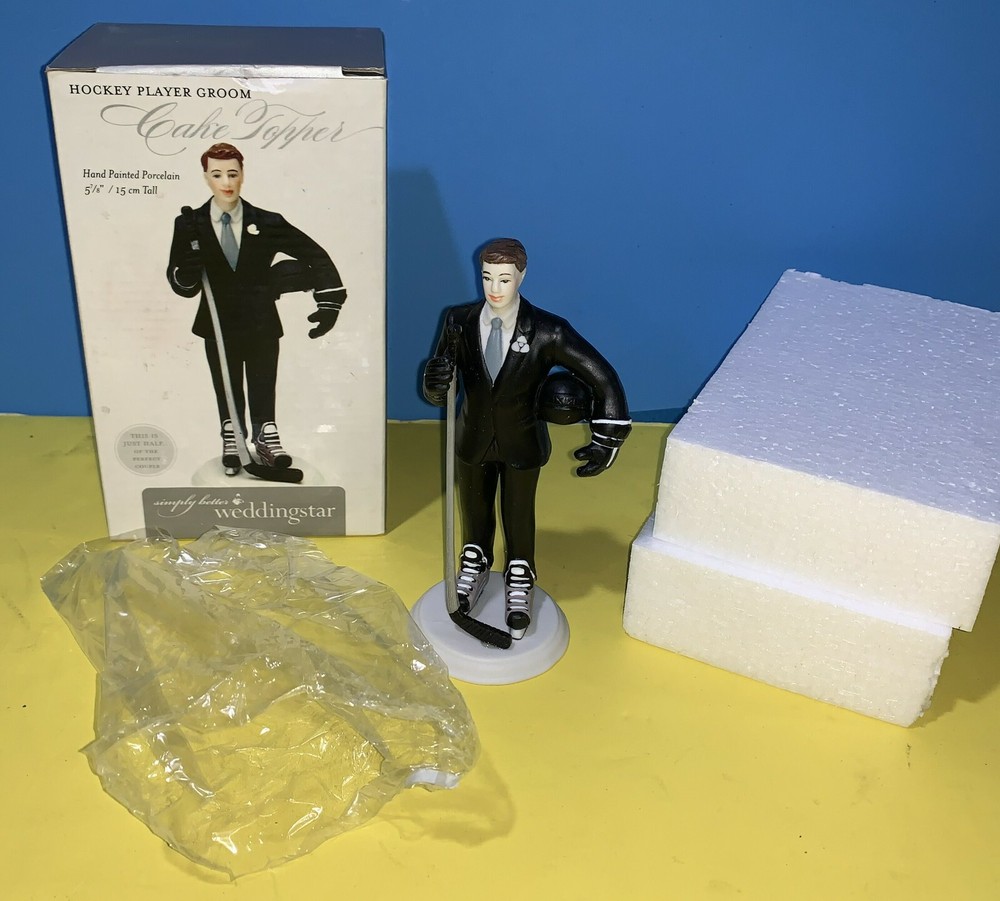 New Boxed Weddingstar Porcelain Wedding Cake Topper 5 7/8″ Tall Groom