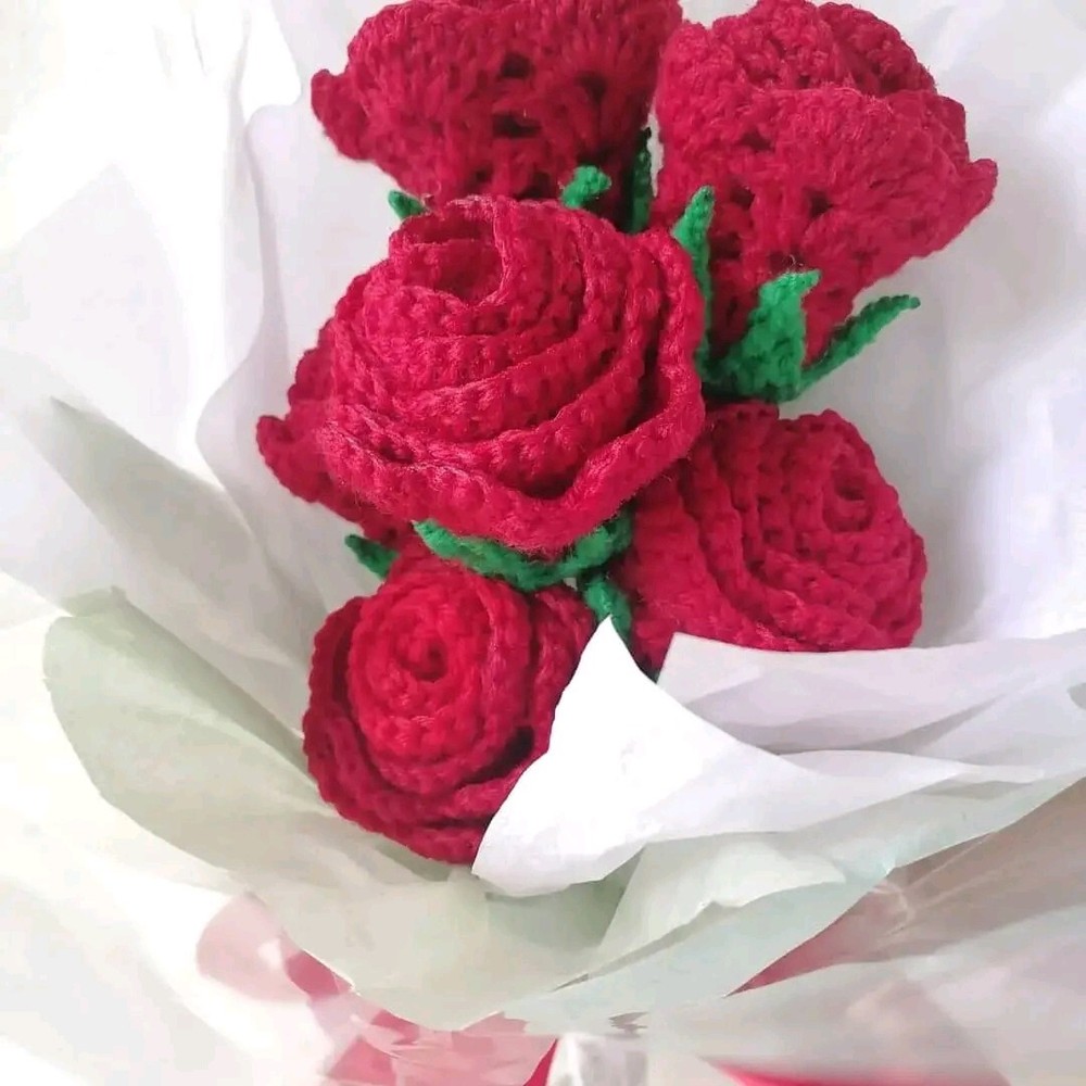 Handmade Rose Flower Bouquet Christmas gift item boy & girlfriend any occasions