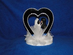 New Elegant Mirrored Heart Medium skin Kissing Bridal Couple Wedding Caketop 359