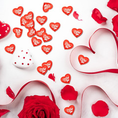 200 Pieces 1.4 Inch Red “I Love You” Fabric Heart Confetti Table Decorations – S