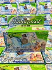 54x Underwater Camera Waterproof Fuji Quicksnap 27 Exposure Fujifilm Feb. 2026