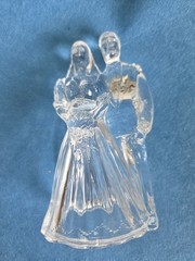 Cristal d’Arques 24% Lead Crystal Bride and Groom Wedding Cake Topper Figurine