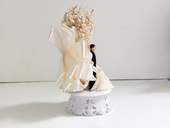 Vintage ‘60s Bride & Groom Cake Topper–Cotton Flowers, Ribbon, Lace, Plastic