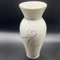 Stunning Lenox True Love 8.25″ Wedding Vase~White & Platinum