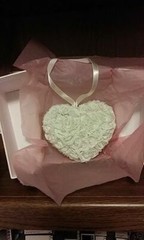 Mary Kay Limited Edition Heart Shaped White Flowers