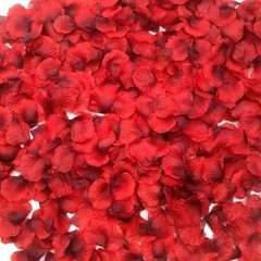 2200 Count Realistic Dark-Red Silk Rose Petals – Ideal for Weddings & Events
