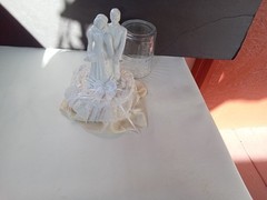 WEDDING TOPPER VTG COUPLE PORCELAIN WHITE FIGURES 8″ TALL SATIN & LACE RUFFLE