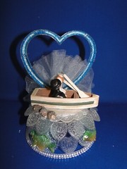 New Vintage Unique Kissing Bride & Groom in canoe Wedding Cake top #200