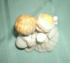 CUTE BRIDE AND GROOM PORCELAIN WEDDING COUPLE’ Blonde Hair- FREE SHIP’