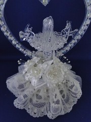 New Elegant Wedding Blown Glass with Heart, birdbath and birds Caketop #46