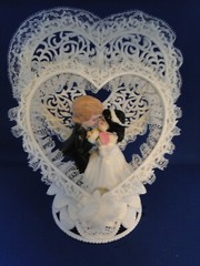 New Wilton Vintage «Heart to Heart Bride & Groom Cake Top, black coat # 110-376