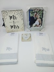 Wedding Gifts – Mr and Mrs Gifts – Wedding Gifts for Couple,Wedding Gifts