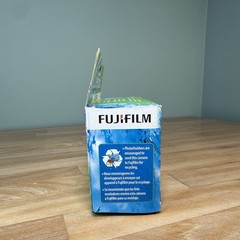 Fuji QuickSnap Waterproof 35mm Camera Single Use 800 Film 27 Exposures Exp 02/24