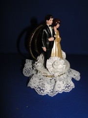 New 50th Wedding Anniversary Caketopper with Bride & Groom in Gold #23