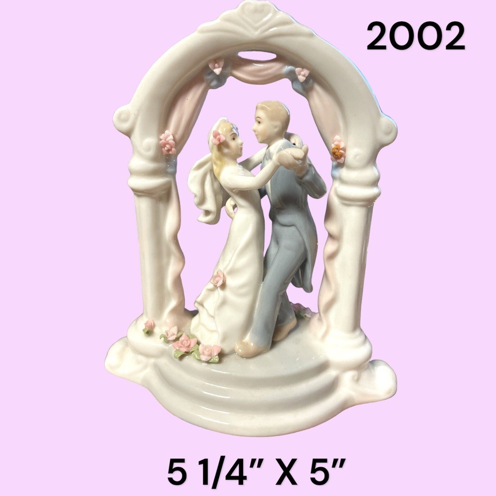 2002 Porcelain Bride Groom Wedding Cake Topper 5 1/4” X 5”