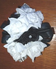 NEW 4.5″ Artificial White Rose Wrist Corsage W/Black Bow, Tulle Rhinestone