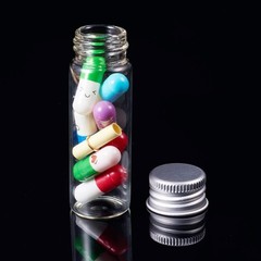 BENECREAT 20 Pack 15ml/0.5oz Glass Bottles Sample 15ml-0.86×2.75″, Clear