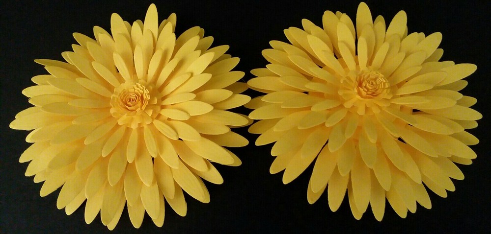 Paper Flowers Wedding Party Nursery Wall Decor Shower Yellow Daisy 2 Pieces