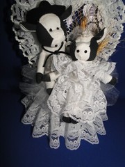 New Elegant Wedding Caketop with Ornate heart & Western Cow Bride & Groom, #113