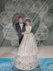 Vintage Coast Novelty MFG Co. Bride and Groom Cake topper – original box – read