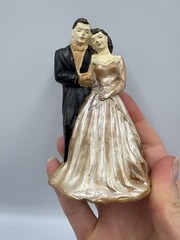 Vintage 1950s Chalkware Wedding Cake Topper Black Brown Hair Off white Dress