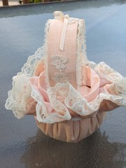 Mid Century Flower Girl Basket Pink Satin Lace Ribbon Wedding Shabby Chic – USED