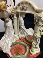 Wedding Bride And Groom With Mirror, Cake Vintage, Red Hair,