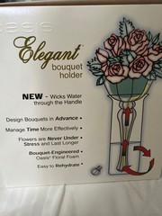 oasis elegant boquet holder 4 items per package