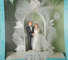 Vintage Coast Wedding Cake Topper Bride & Groom Hand Painted NEW in Box 60s READ