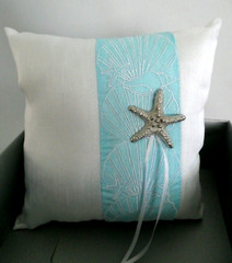 Weddingstar Starfish Coastal Design Wedding Ring Pillow Turquoise & White NIB