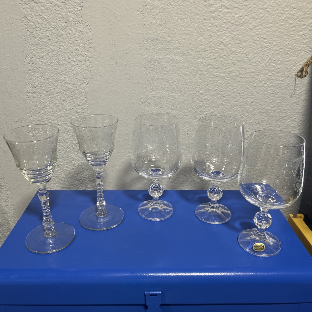 Crystal Glasses 2 Wine, 3 Goblets