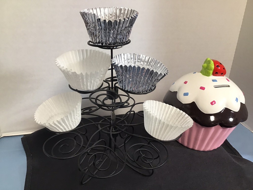Wrought Iron Black Metal Cup Cake Holder 13 Cup Cakes