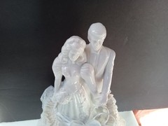 WEDDING TOPPER VTG COUPLE PORCELAIN WHITE FIGURES 8″ TALL SATIN & LACE RUFFLE