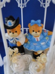 New Vintage Bakery Crafts Teddy Bear Country Dancers Gazebo Wedding CakeTop,