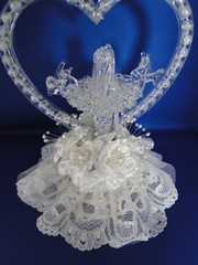 New Elegant Wedding Blown Glass with Heart, birdbath and birds Caketop #46