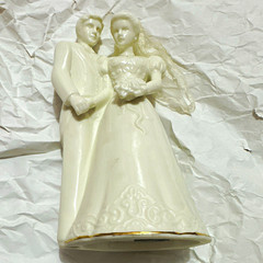 White Porcelain Bride & Groom Wedding Cake Topper Figurine Romantic Couple