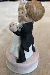 Vtg Ceramic Wedding Cake Topper Dancing Bride Groom Figurine Japan