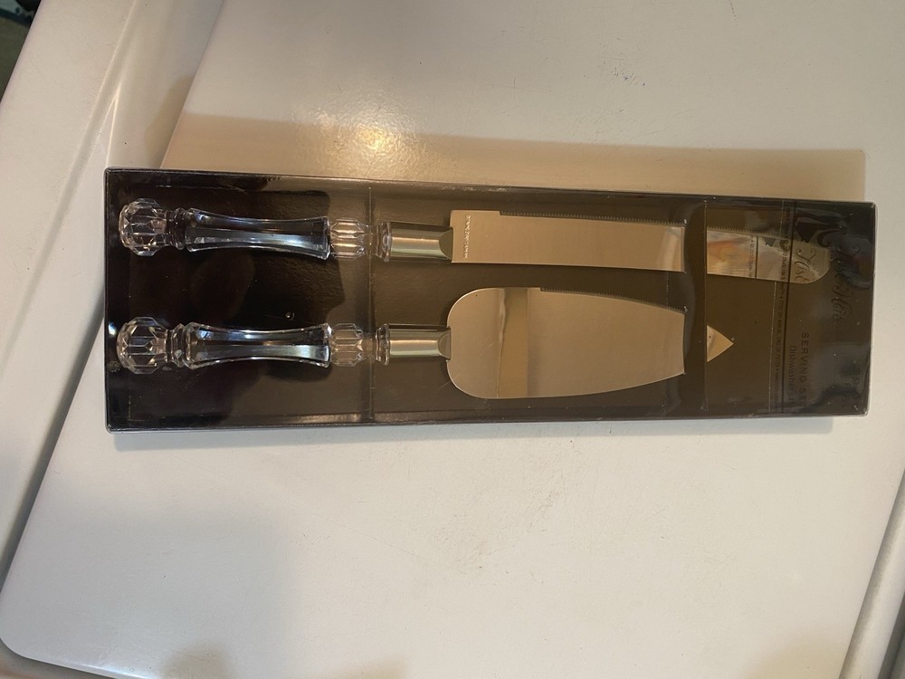 2 Piece Clear Acrylic Handle Stainless Steel Cake Serving Set New In Box